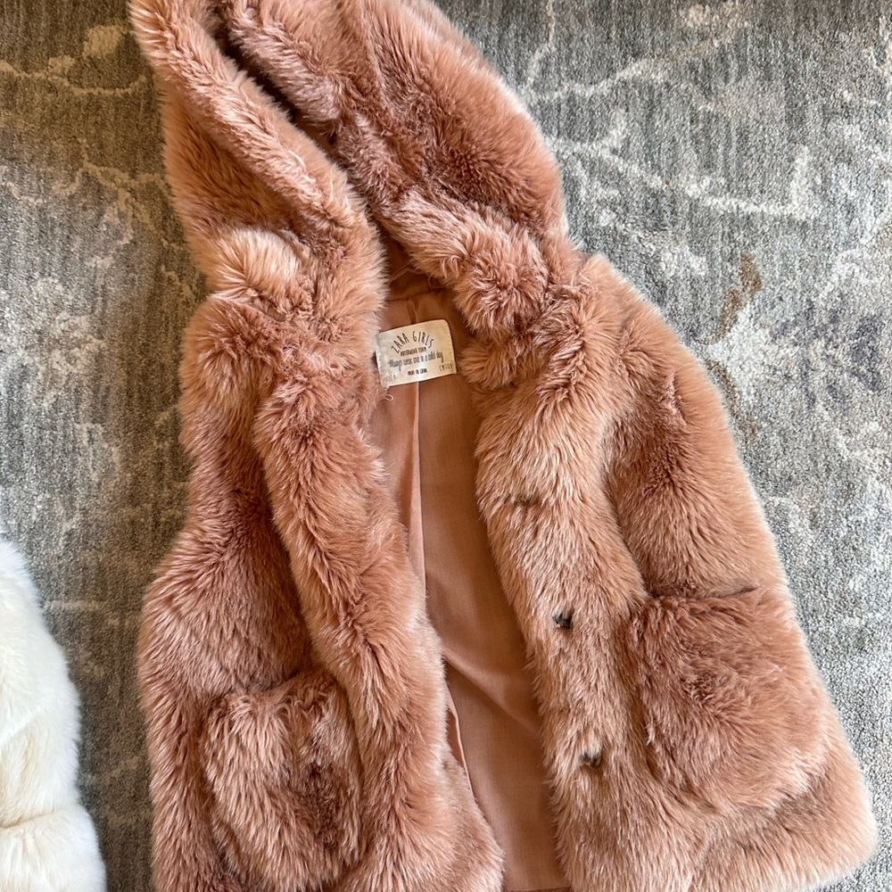 Zara Kids Faux Fur Hooded Vest - Blush